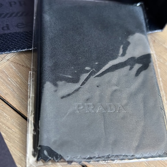 Authentic Prada SPR 23O black silver signature cat eye sunglasses w/ box 56/20 - Picture 5 of 14